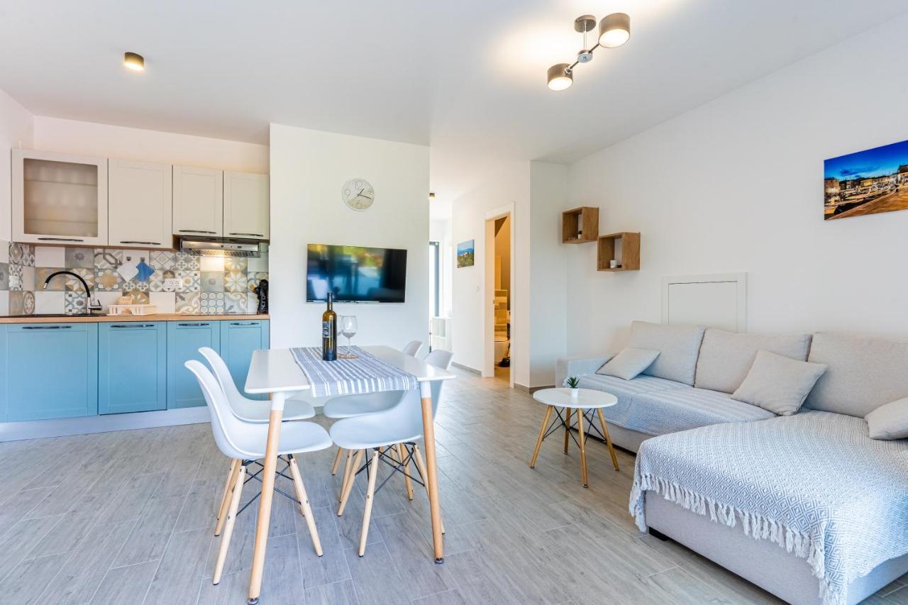 New 4 Star Apartment M&A In Town ツレス エクステリア 写真